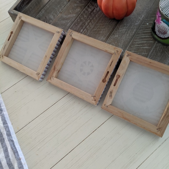 Picture set - Picture 2 of 2